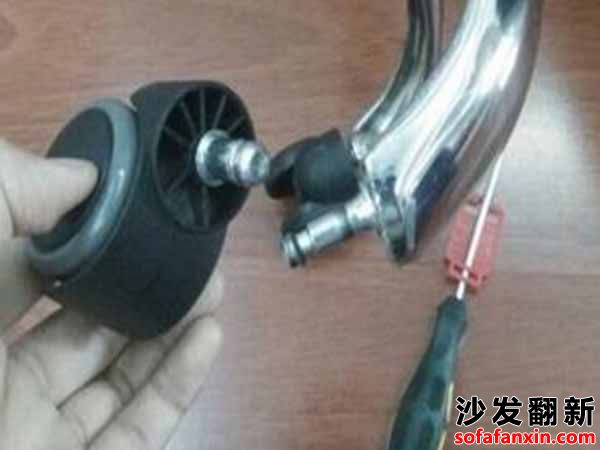 辦公轉(zhuǎn)椅輪子維修