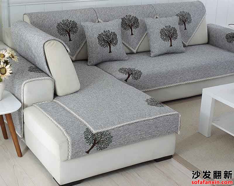 用什么樣的顏色來定做的沙發套比較高雅端莊呢?