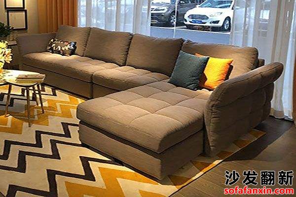 布藝沙發(fā)跟皮沙發(fā)價格對比